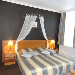 Kamer met een King Size Bed